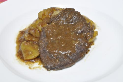 Jak uvařit dušené hovězí po florentsku ? Snadné recept, připravený za 45 - 60 minut